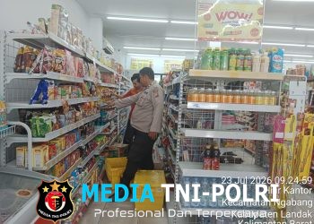 Harga Relatif Stabil, Polsek Ngabang Intensifkan Monitoring Bahan Pokok di Wilayah Hukumnya