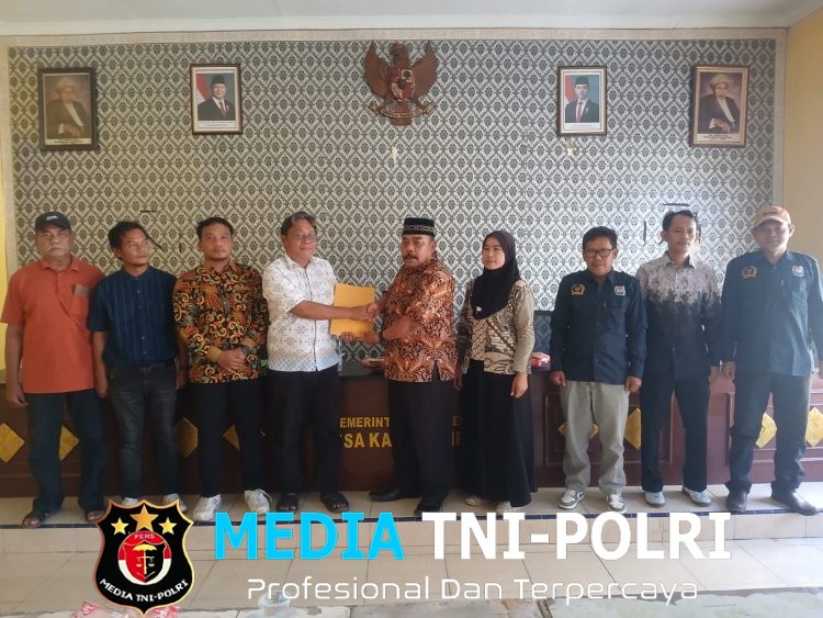 JAGA JAKARTA JAGA BEKASI, Desa Karangmekar Gelar Rapat Minggon dan Serah Terima BPD Periode 2026–2034