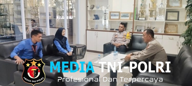 JAGA JAKARTA JAGA BEKASI, Police Goes to School Polsek Cikarang Pusat Perkuat Sinergi dengan SMK Ananda Mitra Industri