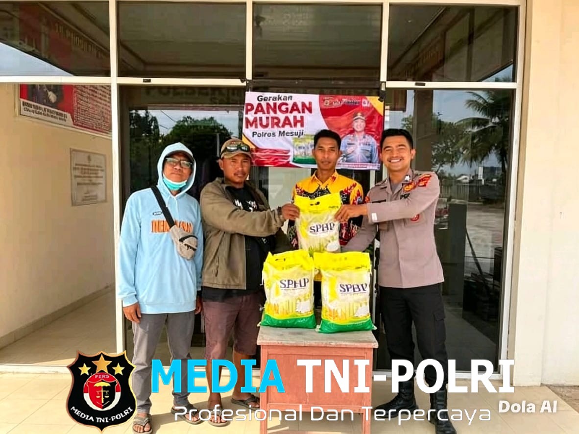 Polsek Tanjung Raya dan Polsek Mesuji Timur Gelar Gerakan Pangan Murah, Sediakan Beras SPHP Terjangkau Bagi Masyarakat