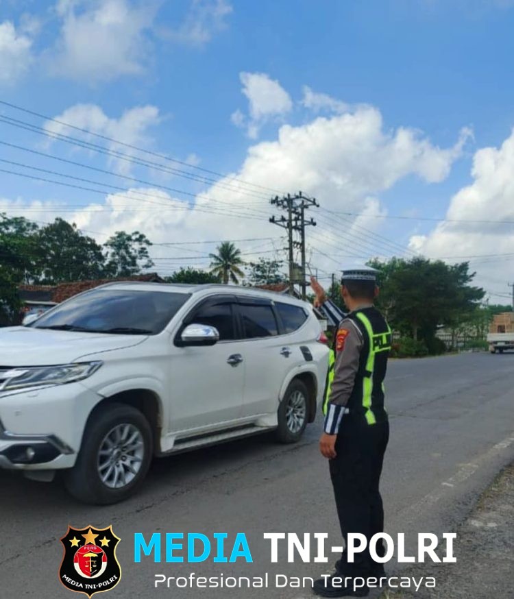 Sat Lantas Polres Tulang Bawang Barat Laksanakan Pam Rawan Siang, Ciptakan Rasa Aman di Siang Hari
