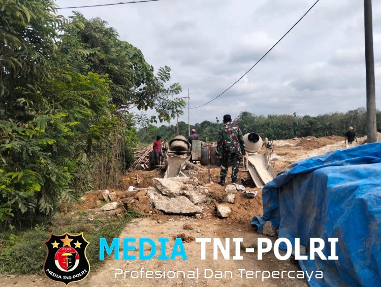 Semangat Gotong Royong Tak Pernah Padam, Pembangunan Jembatan Gantung Karya Bakti TNI AD di Desa Pulau Aro Terus Berlanjut