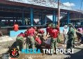 Satgas Yonif 123/RJW Bersama Warga Gelar Karya Bhakti Bersihkan Pasar Baru Distrik Obaa