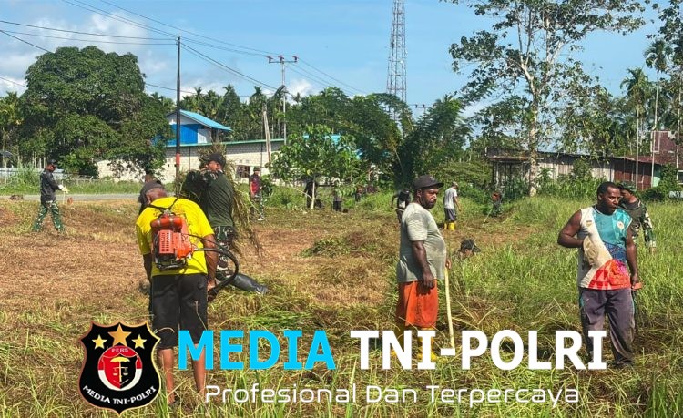 Semarakkan HUT RI di Perbatasan, Satgas Swasembada Yonif 643/Wns Koops TNI Habema dan Masyarakat Gelar Karya Bakti