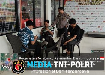 Asyik Main HP Saat Nongkrong, Warga Diingatkan Polisi Waspadai Kejahatan