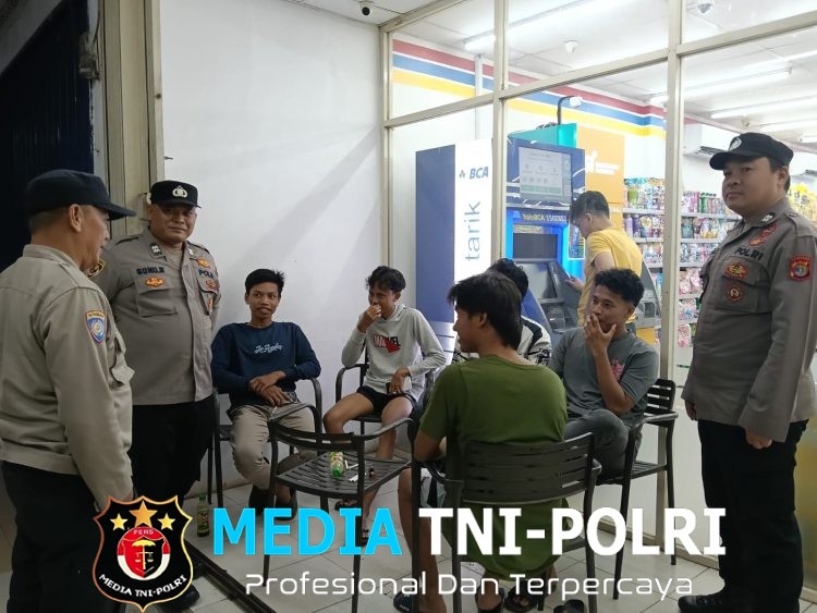 Siaga Kompi III Polres Mesuji Dipimpin Kasat Narkoba, Gelar Apel Hingga Patroli Pantau Situasi Kamtibmas