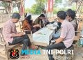 Jaga Jakarta Jaga Bekasi, Bhabinkamtibmas Bojongsari Ajak Warga Aktif Menjaga Lingkungan