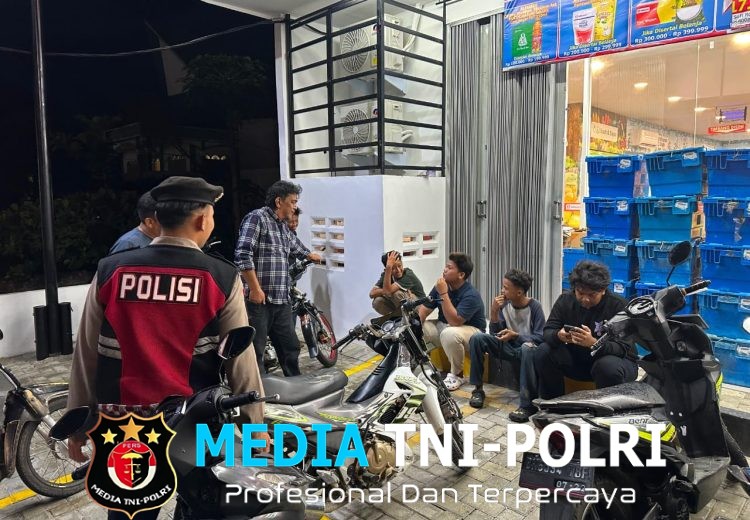 KRYD Malam Libur, Tim Resmob Polres Simalungun Sisir Pintu Tol Sinaksak Cegah Geng Motor dan Balap Liar