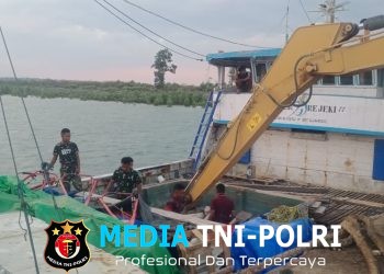 Tempuh Perjalanan Laut 4 Hari, Material TMMD ke-129 Kodim 1707/Merauke Tiba di Kampung Wanam