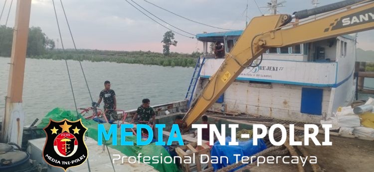 Tempuh Perjalanan Laut 4 Hari, Material TMMD ke-129 Kodim 1707/Merauke Tiba di Kampung Wanam