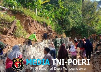Ras Terkuat Dimuka Bumi Turut Berbaur Sukseskan TMMD Di Brenggolo