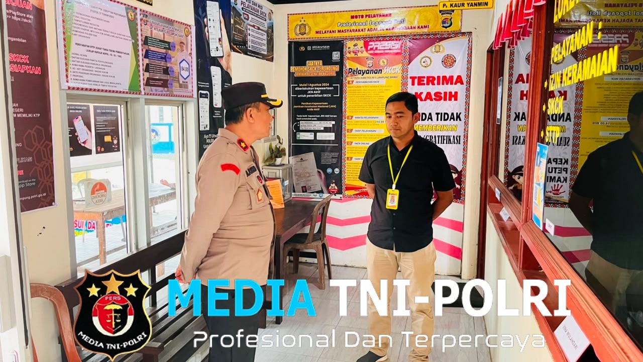 Wakapolres Lampung Barat Cek Langsung Pelayanan Masyarakat Saat Penerapan Work From Home