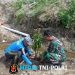 Hijaukan Lereng Sungai, Babinsa Mliwis Bersama Warga Tanam Pohon Demi Cegah Banjir dan Longsor