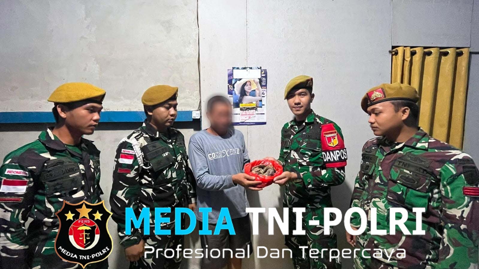 Pendekatan Humanis Satgas Pamtas RI-Malaysia Yonarmed19/Bogani Berbuah Hasil, Warga Perbatasan Sukarela Serahkan 1 Kg Sisik Trenggiling