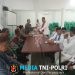 Polsek Tambun Selatan Berikan Pelayanan Pengamanan Pendaftaran Bakal Calon Kepala Desa Setiamekar