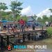 Jembatan Rusak Disulap Kembali Layak, Satgas Pamtas RI-Malaysia Yonarmed 19/Bogani Bergerak Bersama Warga
