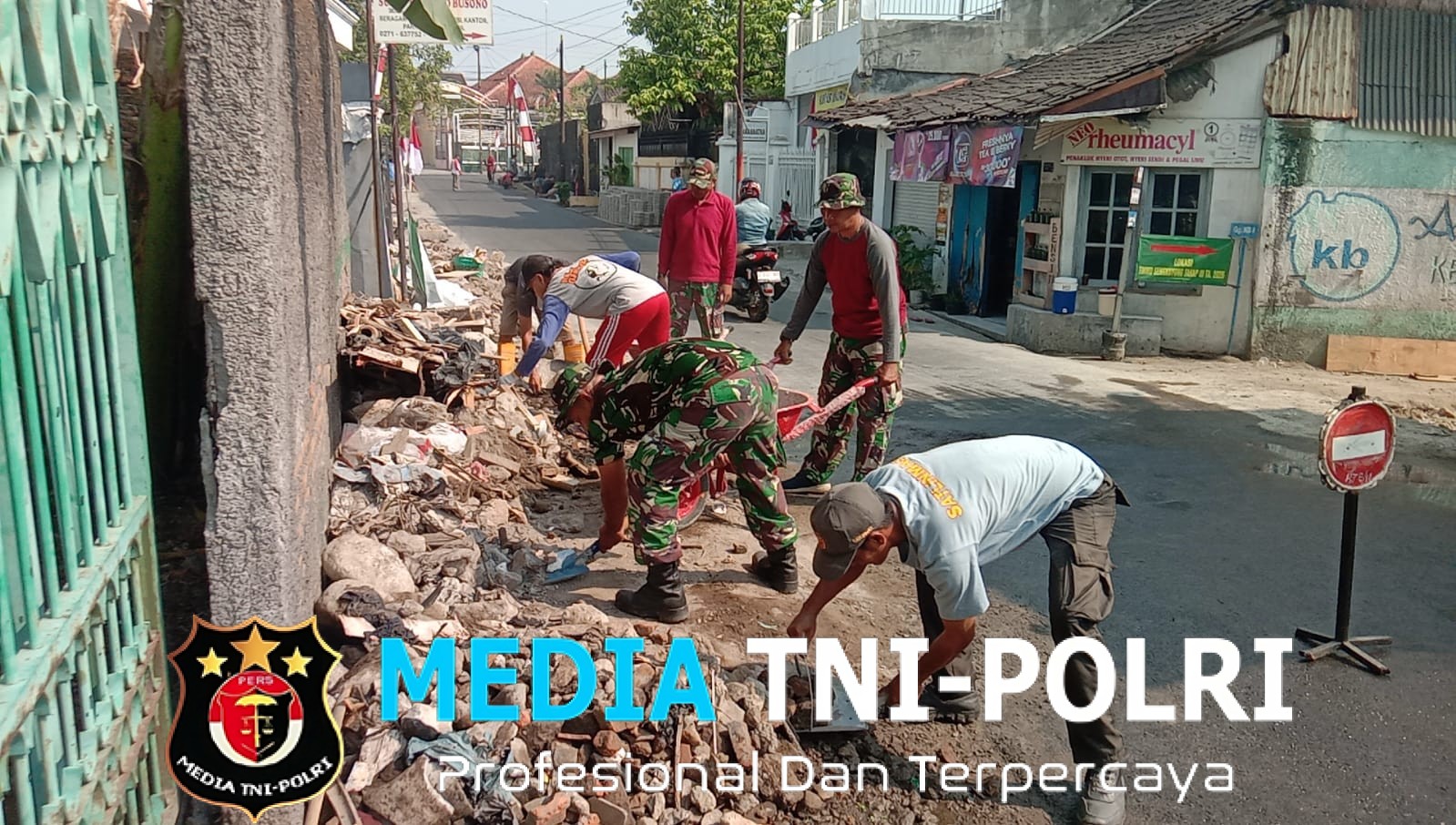 Hari Libur Tidak Ada Istilah Kendur dan Luntur, Bagi Satgas TMMD & Warga Masyarakat, Kerjakan Sasaran TMMD Sengkuyung Tahap III TA 2026