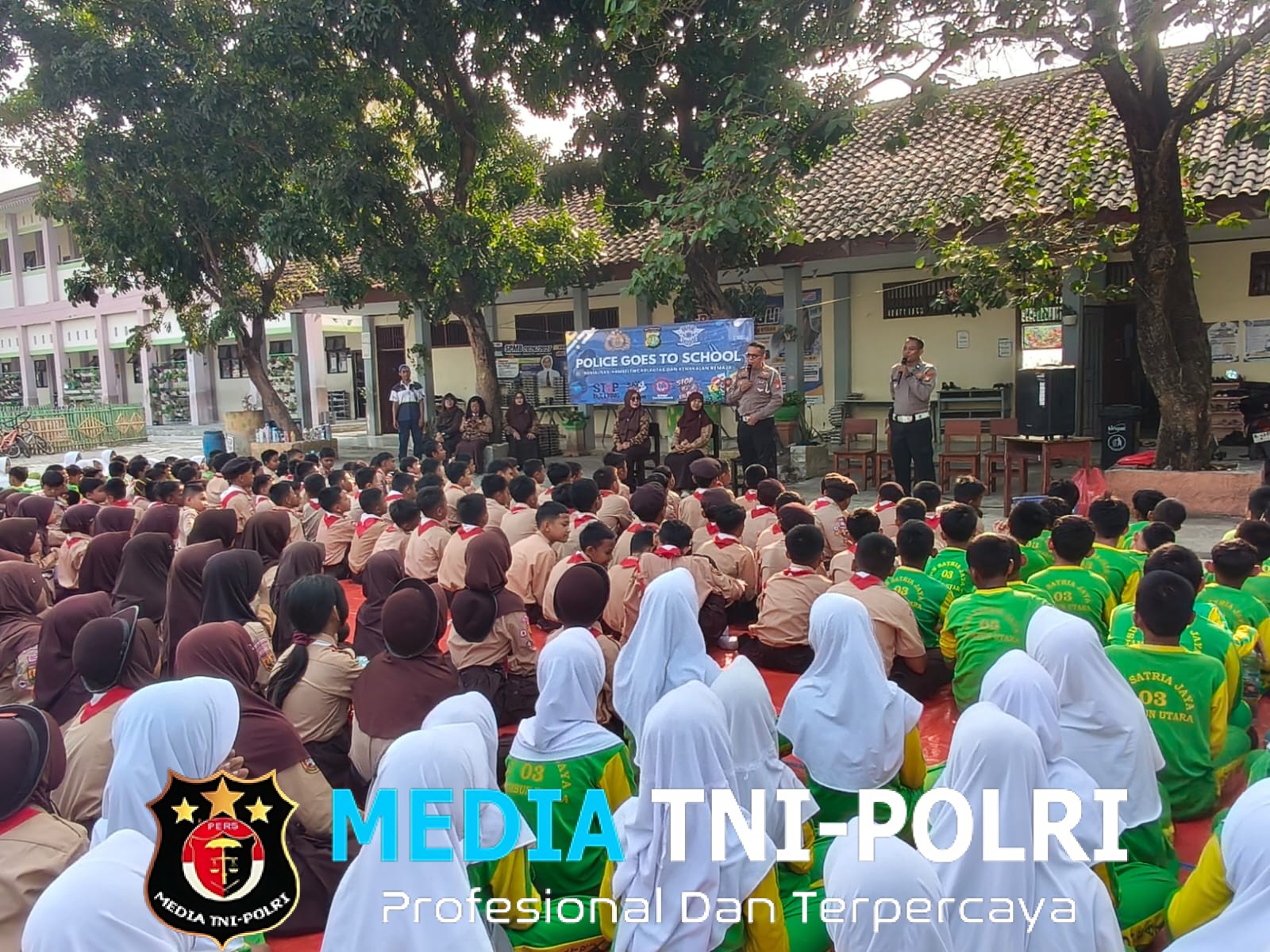 Police Goes To School Tanamkan Tertib Berlalu Lintas dan Cegah Bullying Sejak Dini