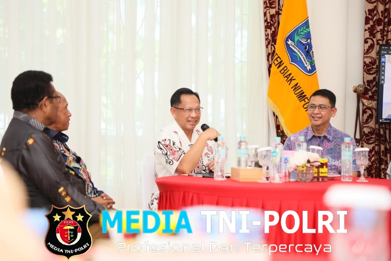 Mendagri Pastikan Data Kependudukan Jadi Basis Akurasi Penyaluran Bansos di Biak Numfor
