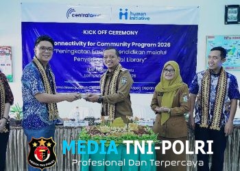 SMPN 2 Pringsewu Dapat Bantuan Perpustakaan Digital
