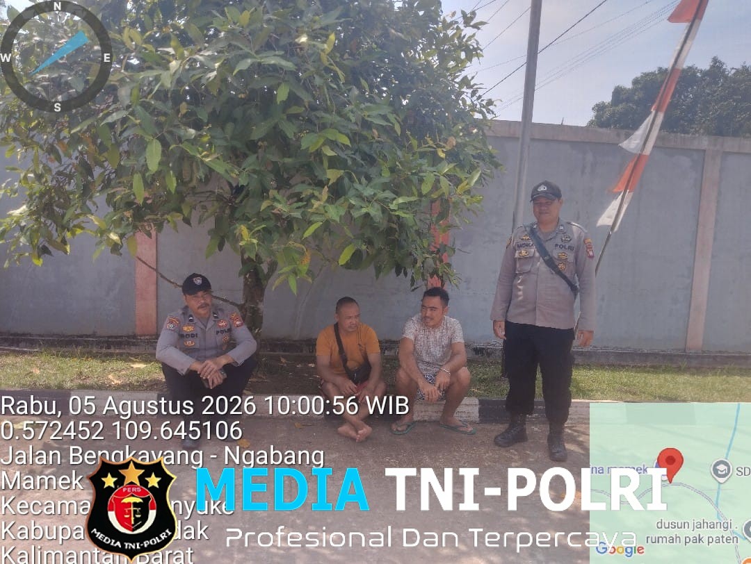 Sampaikan Imbauan Kamtibmas Saat Samapta Polsek Menyuke Laksanakan Patroli Siang