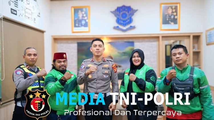 Kasatlantas Kompol Komang Karisma Ajak Komunitas Ojol Jadi Pelopor Tertib Lalu Lintas