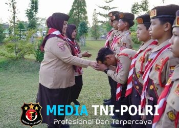 Wakil Bupati Pringsewu Umi Laila Lepas Kontingen Jambore Nasional XII