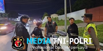 Meski Ditemani Rintikan Hujan Bukan Halangan, Tim Resmob Polres Simalungun Intensifkan Patroli KRYD di Pintu Masuk Kabupaten