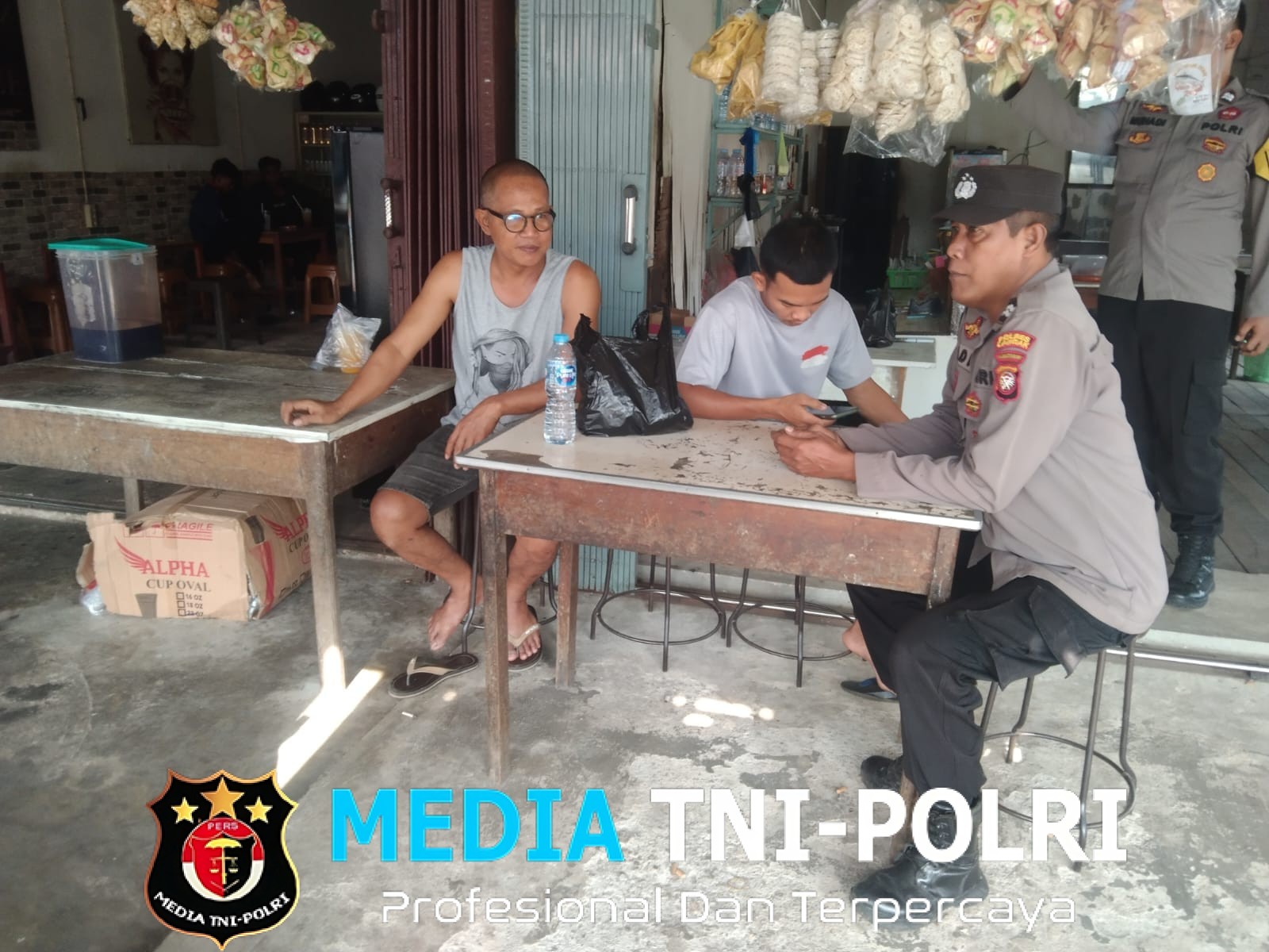 Dekat dengan Masyarakat, Polisi Manfaatkan Patroli Siang untuk Edukasi Kamtibmas