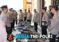 Tingkatkan Kesiapan Operasional, Kapolres Pringsewu Periksa Senjata Api Dinas