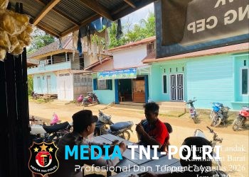 Patroli Dialogis di Warung Kopi, Polsek Meranti Jalin Keakraban dan Sampaikan Himbauan Kamtibmas