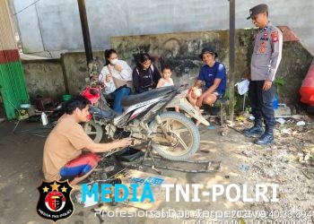 Patroli Humanis Polsek Air Besar Polisi Sambangi Bengkel, Warga Diajak Waspada Curanmor