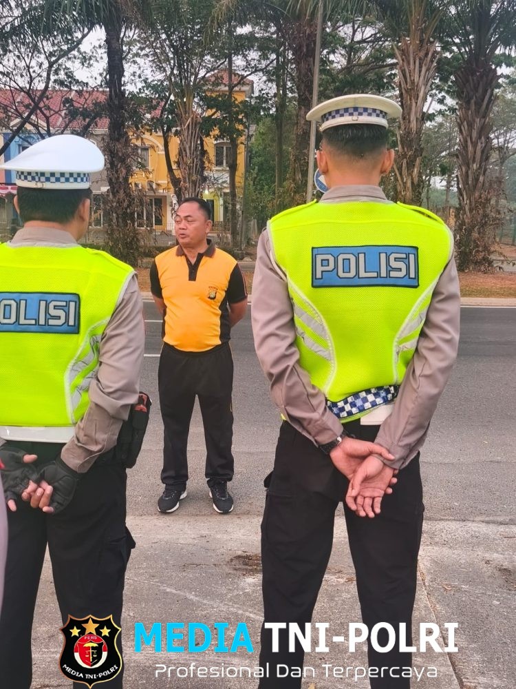 Jaga Jakarta Jaga Bekasi, Polres Metro Bekasi Amankan Car Free Day Hari Jadi Kabupaten Bekasi ke-76 dan HUT ke-81 RI