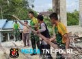 Perkokoh Kemanunggalan, Pos Kotis Satgas Yonarmed 13/Nanggala Bersama Warga Desa Sebindang Gelar Kerja Bakti Pembangunan Masjid Al-Hikmah