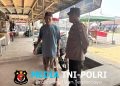 Hadirkan Rasa Aman di Tengah Pasar Ini Cara Elegan Polisi Mandor Cegah Kejahatan Lewat Sentuhan Humanis