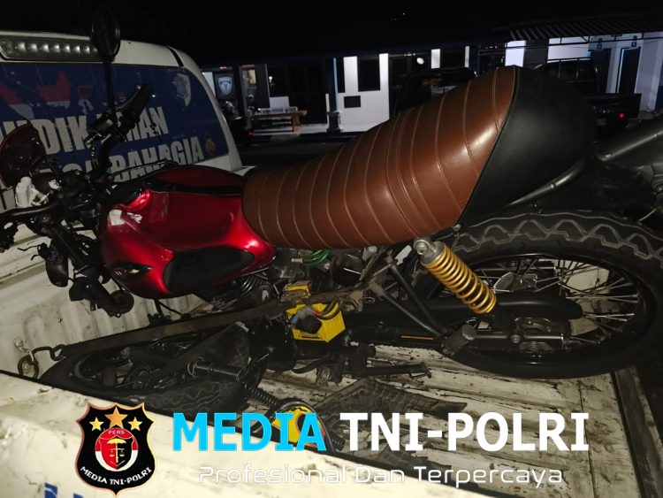 Motor dan Truk Tabrakan di Wonogiri, Pelajar 17 Tahun Dilarikan ke RS