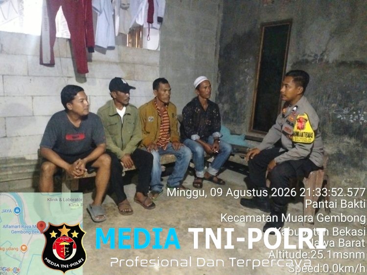 Jaga Jakarta Jaga Bekasi, Bhabinkamtibmas Pantai Mekar Ajak Tokoh Masyarakat Jaga Kondusifitas Jelang Pilkades