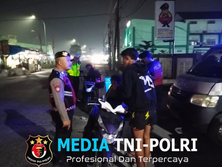 Jaga Jakarta Jaga Bekasi, Polsek Babelan Gelar OKJ Antisipasi 3C dan Tawuran di Jalan Raya Pasar Babelan