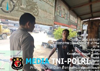 Sapa Warga di Tengah Patroli, Polisi Sengah Temila Ajak Bersama Cegah Kejahatan