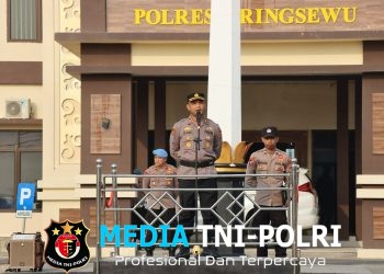 Perangi Judol dari Internal, Kapolres Pringsewu Cek Ponsel Personel