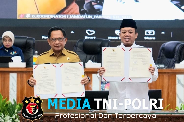 Perkuat Layanan Pertanahan, Mendagri dan Menteri ATR/BPN Teken SEB tentang Layanan BPHTB