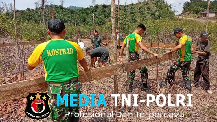 Wujudkan Kemanunggalan dan Toleransi, Pos Kampung Jasa Satgas Pamtas Yonarmed 13/Nanggala Bersama Warga Gelar Kerja Bakti Pembangunan Gereja di Desa Jasa