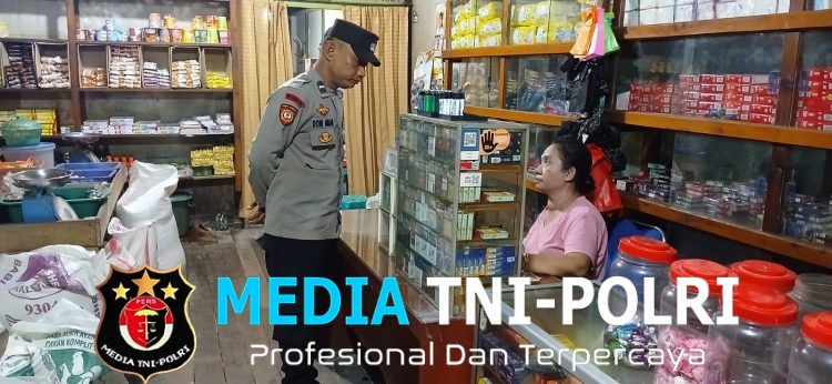 Cegah Aksi Pencurian Malam Hari, Polisi Mandor Datangi Toko dan Beri Imbauan
