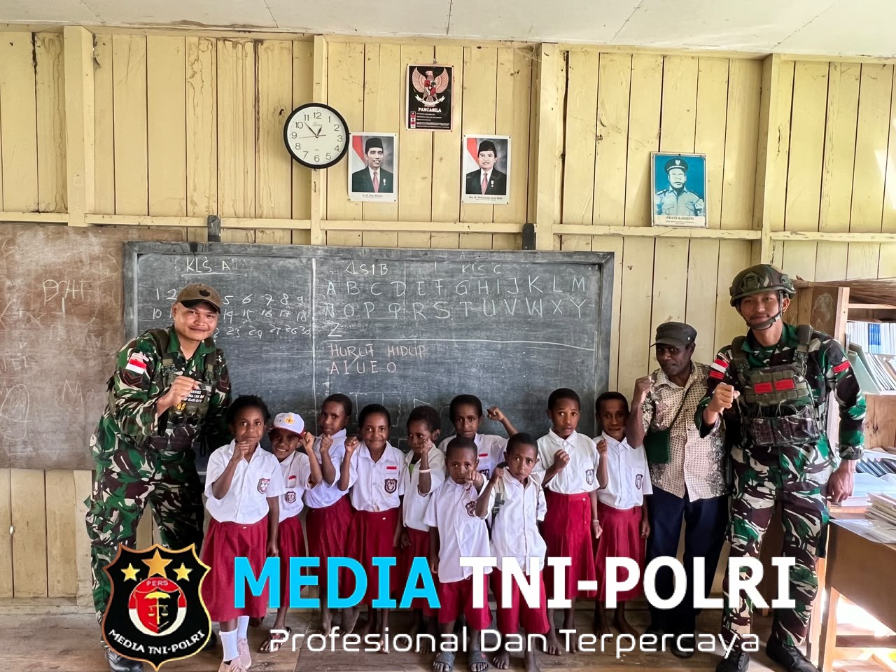 Tingkatkan semangat belajar anak Papua,Satgas Yonif 645/Gty kunjungi SD Inpres Eragayam