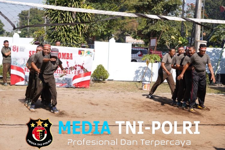 Sambut HUT RI Ke 81, Kodim 0808/Blitar Dan Persit KCK Cabang XXII Gelar Lomba Semarak Kemerdekaan