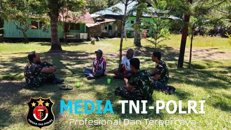 Sinergitas TNI-Polri Bersama Masyarakat Distrik Kelila Melalui Kerja Bakti Gotong Royong Kita Wujudkan Lingkungan Kantor Distrik Yang Bersih, Sehat, dan Menjadi Kebanggaan Bersama