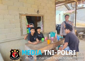 Di Tengah Warga, Polisi Polsek Meranti Perkuat Silaturahmi dan Sampaikan Pesan Kamtibmas