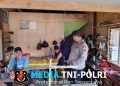 Polisi Sambangi Warga Saat Patroli Siang, Imbau Masyarakat Jaga Kondusivitas Jelang HUT RI