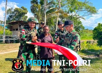 Menyala di Ufuk Mamberamo Satgas Yonif 645/GTY dan Koramil Kobakma Kobarkan Semangat Merah Putih Jelang HUT RI Ke-81 Mamberamo Tengah