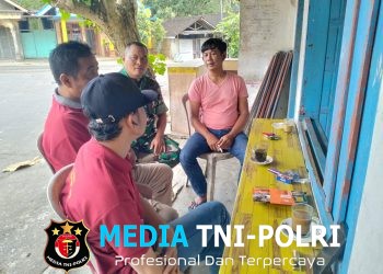 Jaga Kondusivitas Wilayah, Serka Imam Sungep Gelar Komsos Kamtibmas Bersama Warga Kedungbanteng